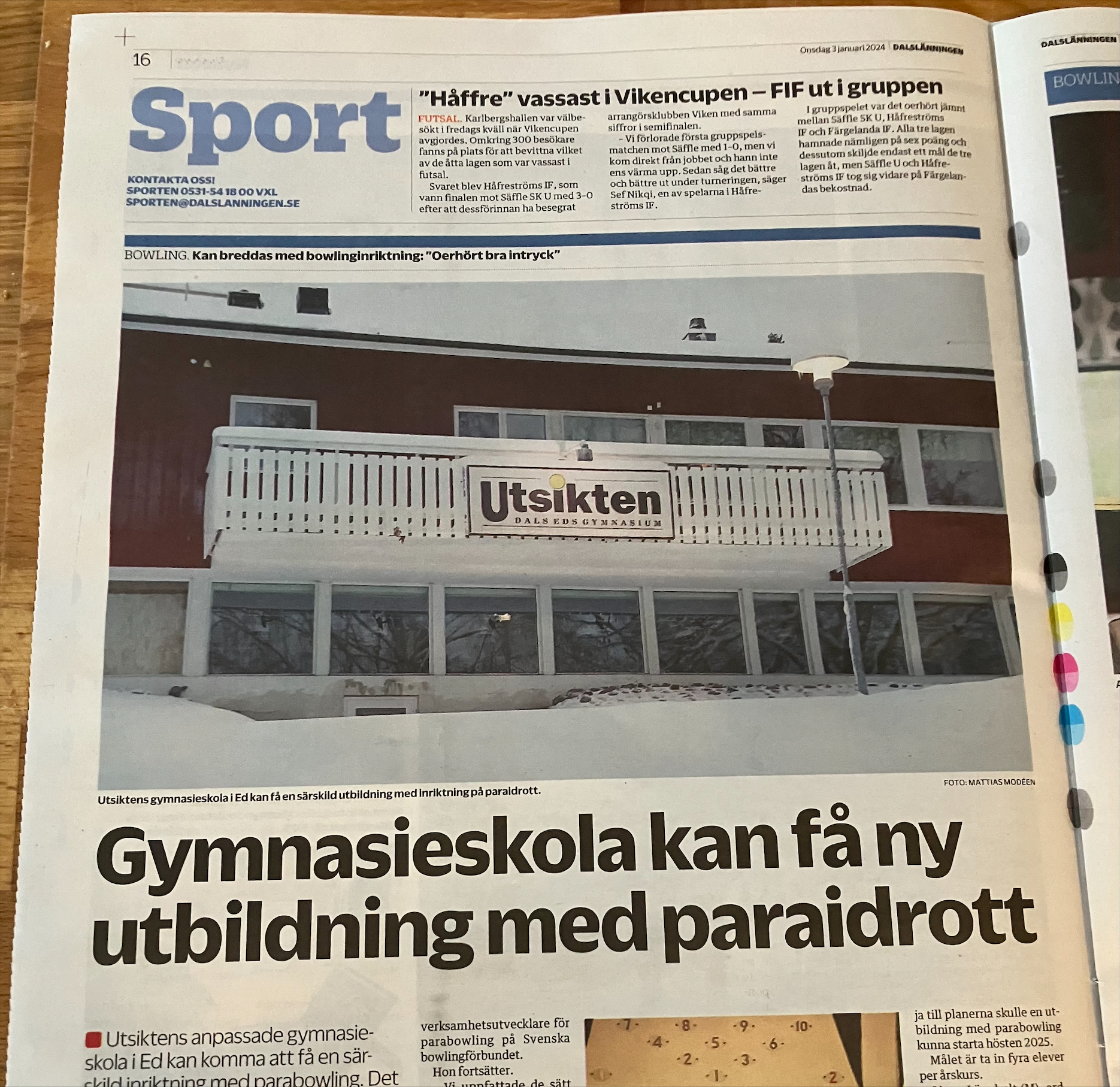 Bild på artikel med rubriken "Gymnasieskola kan få ny utbildning med paraidrott" i tidningen Dalslänningen den 3 januari 2024. Foto Anders Johannesson. Bilden är beskuren. Publiceras med tillstånd av Dalslänningen.